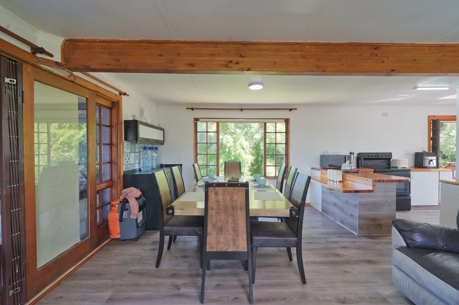 3 Bedroom Property for Sale in Cove Rock Eastern Cape
